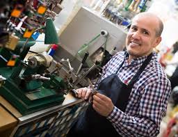 Como Trocar o Miolo da Fechadura em Florianópolis: 5 Passos Simples carlos silva chaveiro 1